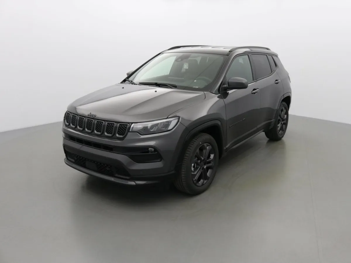 Jeep COMPASS TURBO T4 150 80TH ANNIVERSARY Image 1