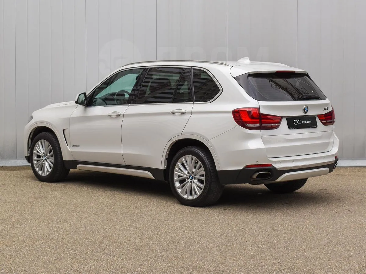 BMW X5 Image 2